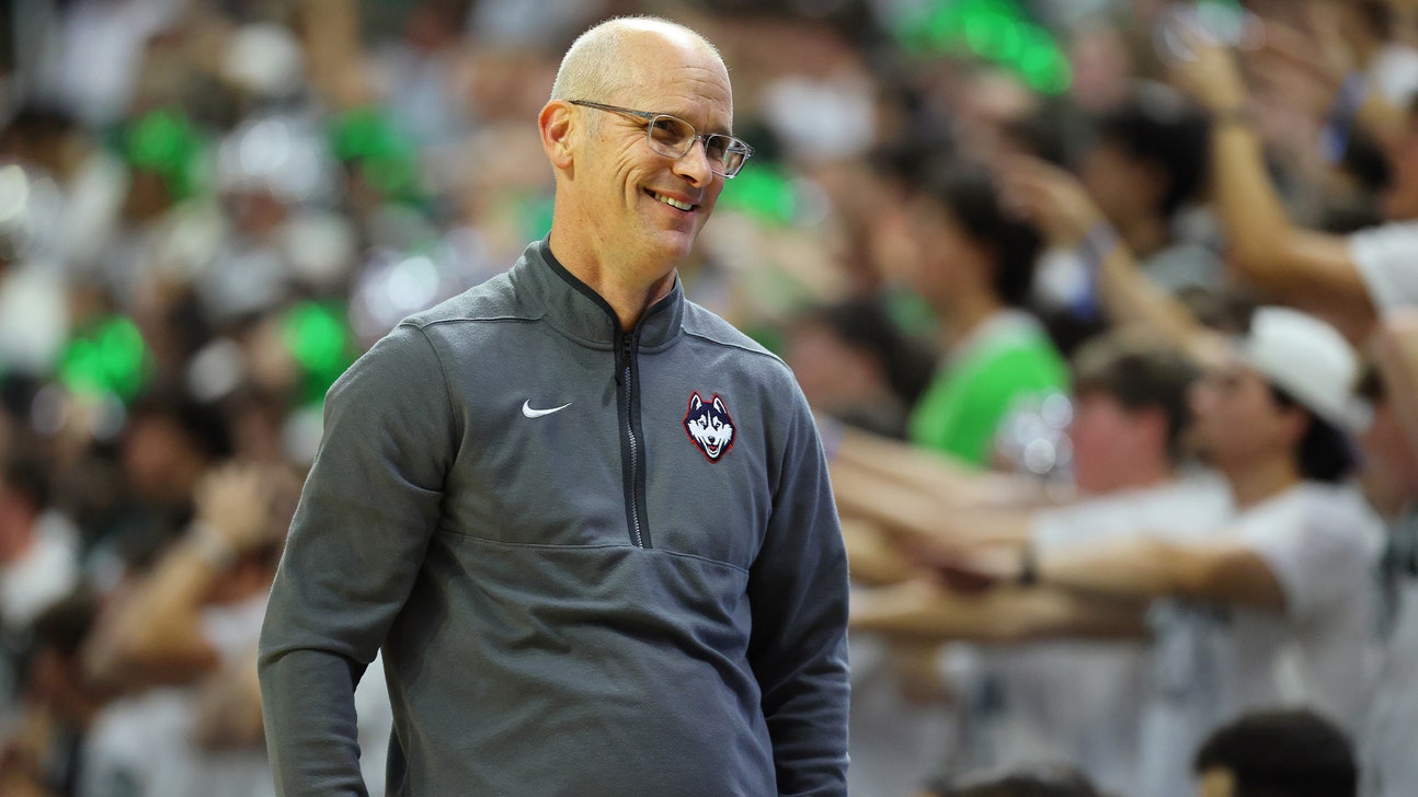 UConn Coach Dan Hurley Signs Extension That Keeps Him Under Contract Through 2032