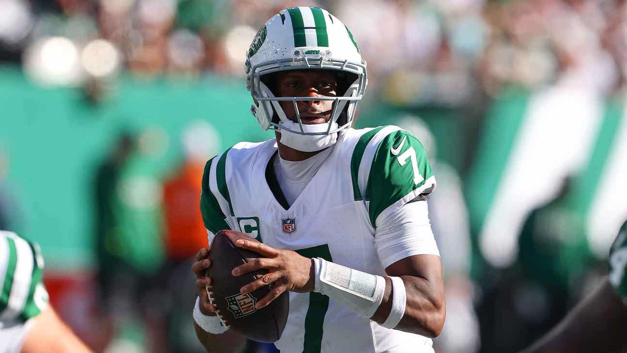 Jets' Geno Smith, Garrett Wilson Downplay Heated Exchange In Loss To Dolphins