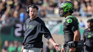 COLLEGE FOOTBALL Trending Image: Big Ten Says Officials Erred Spotting Ball On Oregon's 2-Point Conversion Attempt