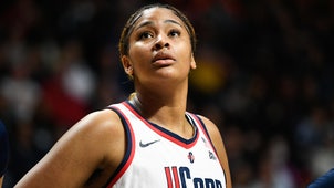 WOMEN'S COLLEGE BASKETBALL Trending Image: UConn, 2025-2026 Player Of The Year Sarah Strong Top Big East Preseason Polls