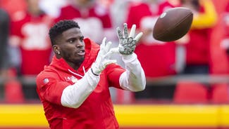 Next Story Image: Chiefs Reportedly Eyeing Reunion With WR Tyreek Hill After Latest Injuries