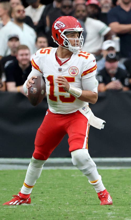 Mahomes Mountain Week 6: Jared Goff Rises, Patrick Mahomes Remains At The Summit