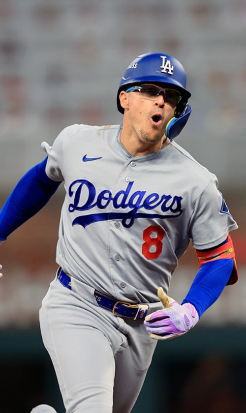 Dodgers Manager Dave Roberts Raves About 'Big-Time Player' Kiké Hernández