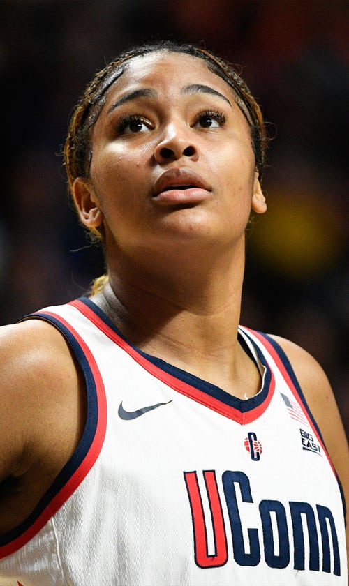 UConn, 2025-2026 Player Of The Year Sarah Strong Top Big East Preseason Polls